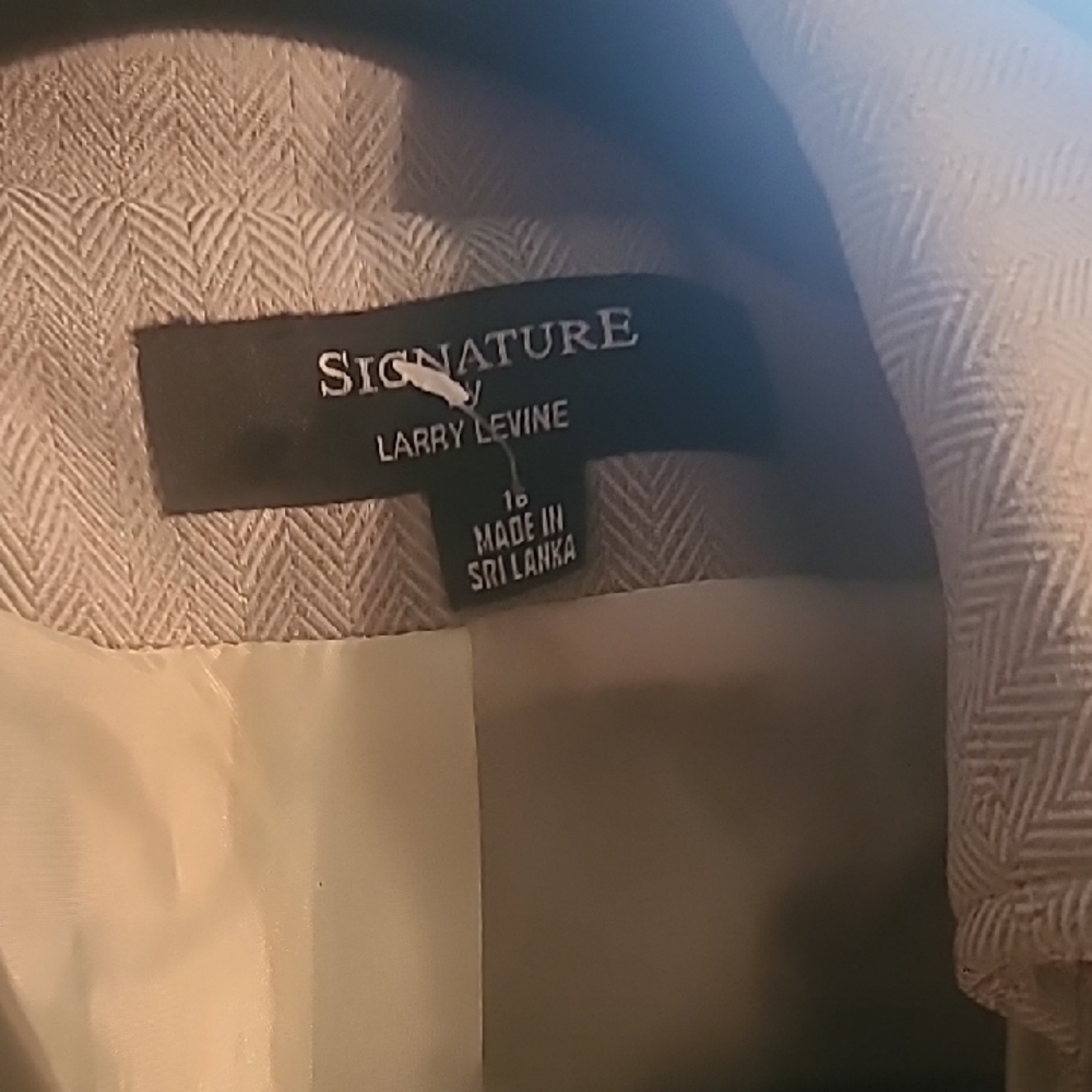 Larry Levine Signature Blazer - Gray and Cream